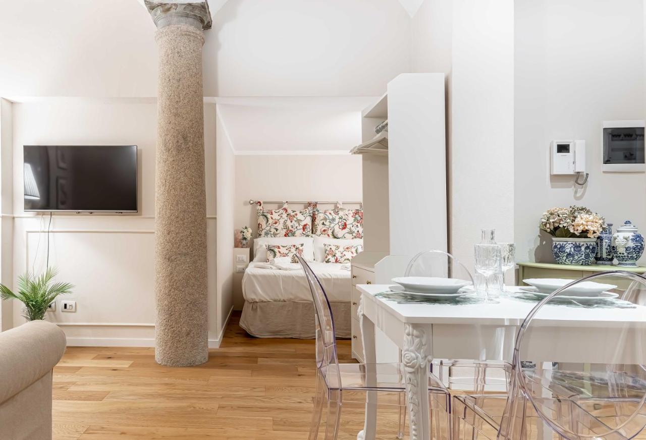 Casa Colonna Romantic Apartment Corso Di Porta Ticinese Milão Exterior foto